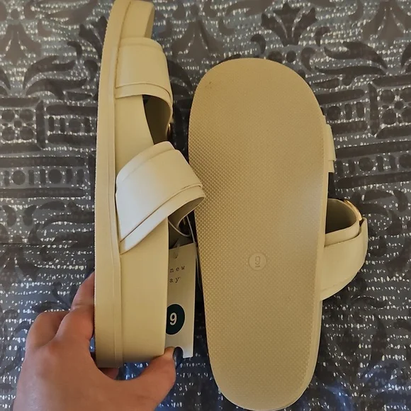 A New Dayy Cream Double Strap Marcy Sandals - Picture 5 of 7